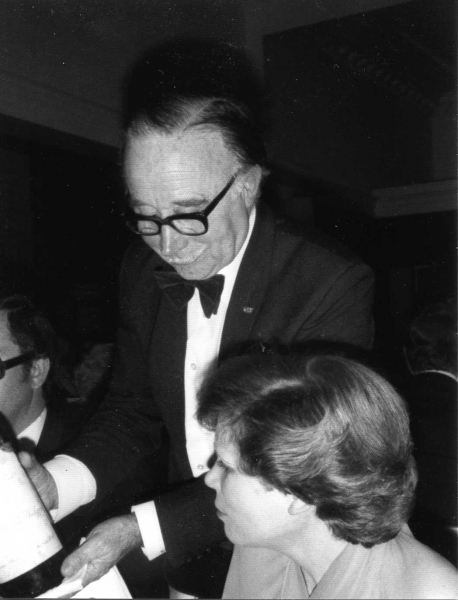 Ine Droogh-Goossens aan Diner met Paul Bocuse in  in 1976